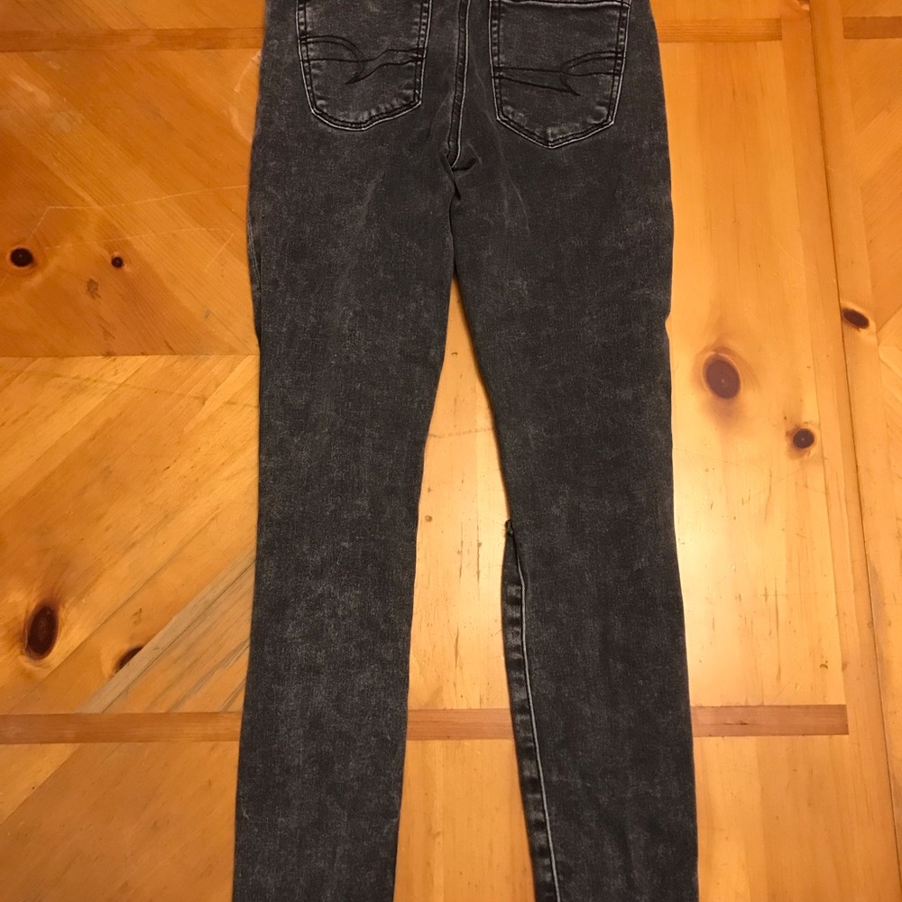 American Eagle Jegging distressed dark gray size 0 short